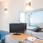 Ξενοδοχείο Longosa 4*